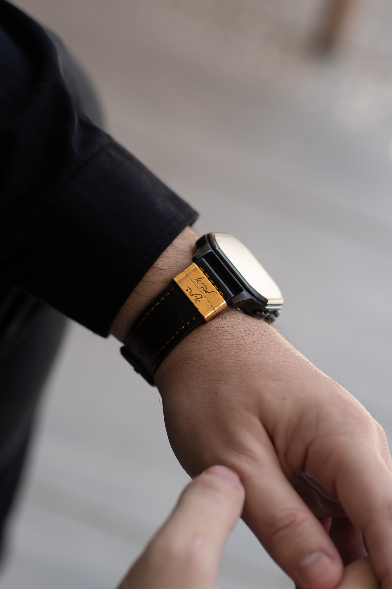 שעון יד לגבר דגם BLACK ELN – תמונה 4